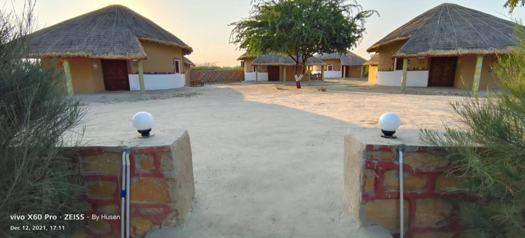 Mahefeel E Rann Resort Bherandiāla Exterior foto