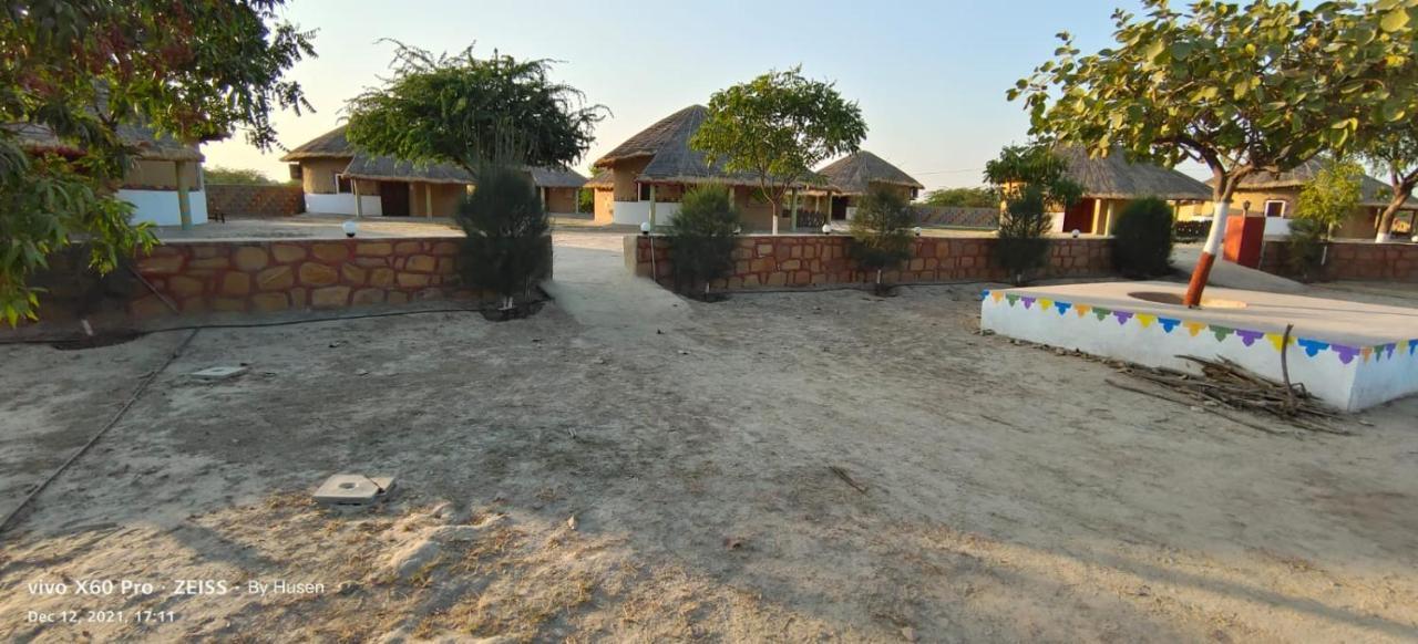 Mahefeel E Rann Resort Bherandiāla Exterior foto