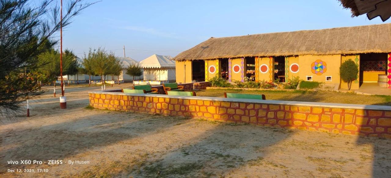 Mahefeel E Rann Resort Bherandiāla Exterior foto