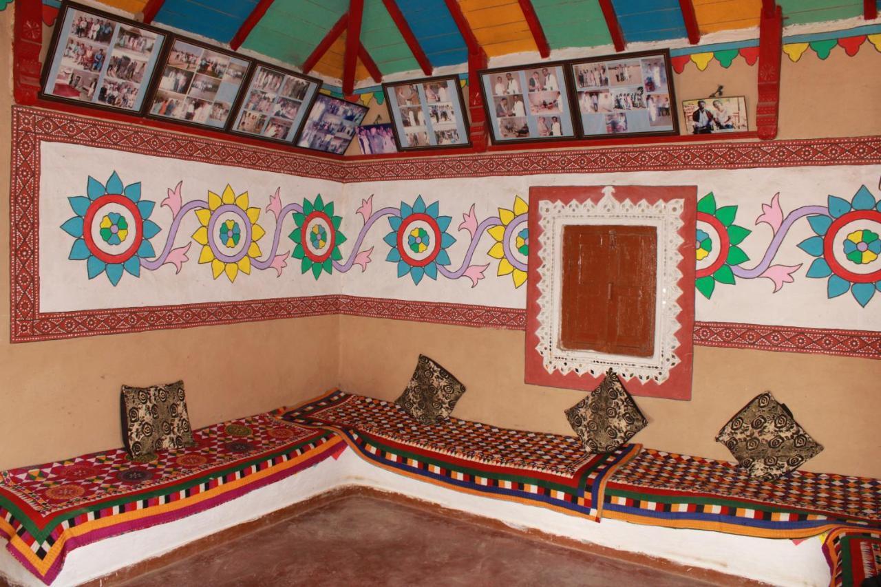 Mahefeel E Rann Resort Bherandiāla Exterior foto