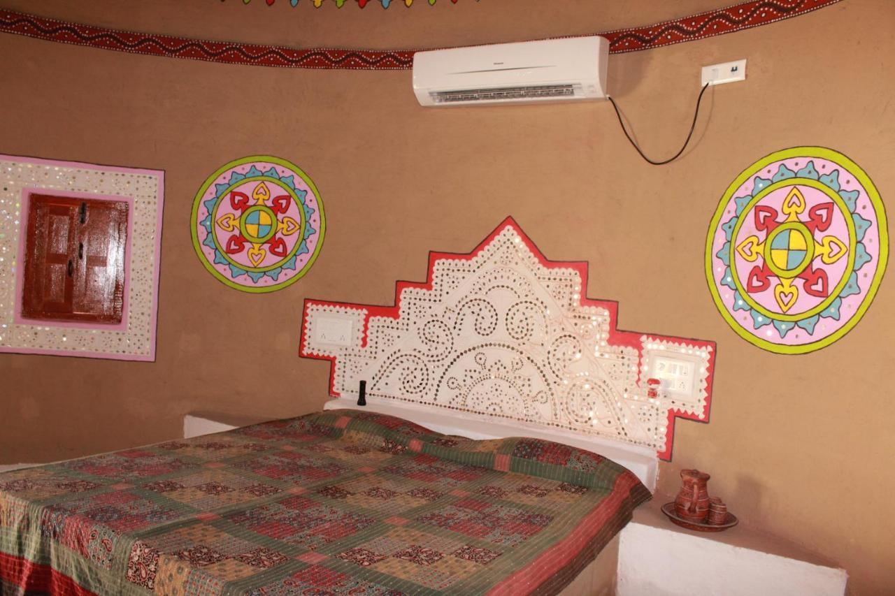 Mahefeel E Rann Resort Bherandiāla Exterior foto